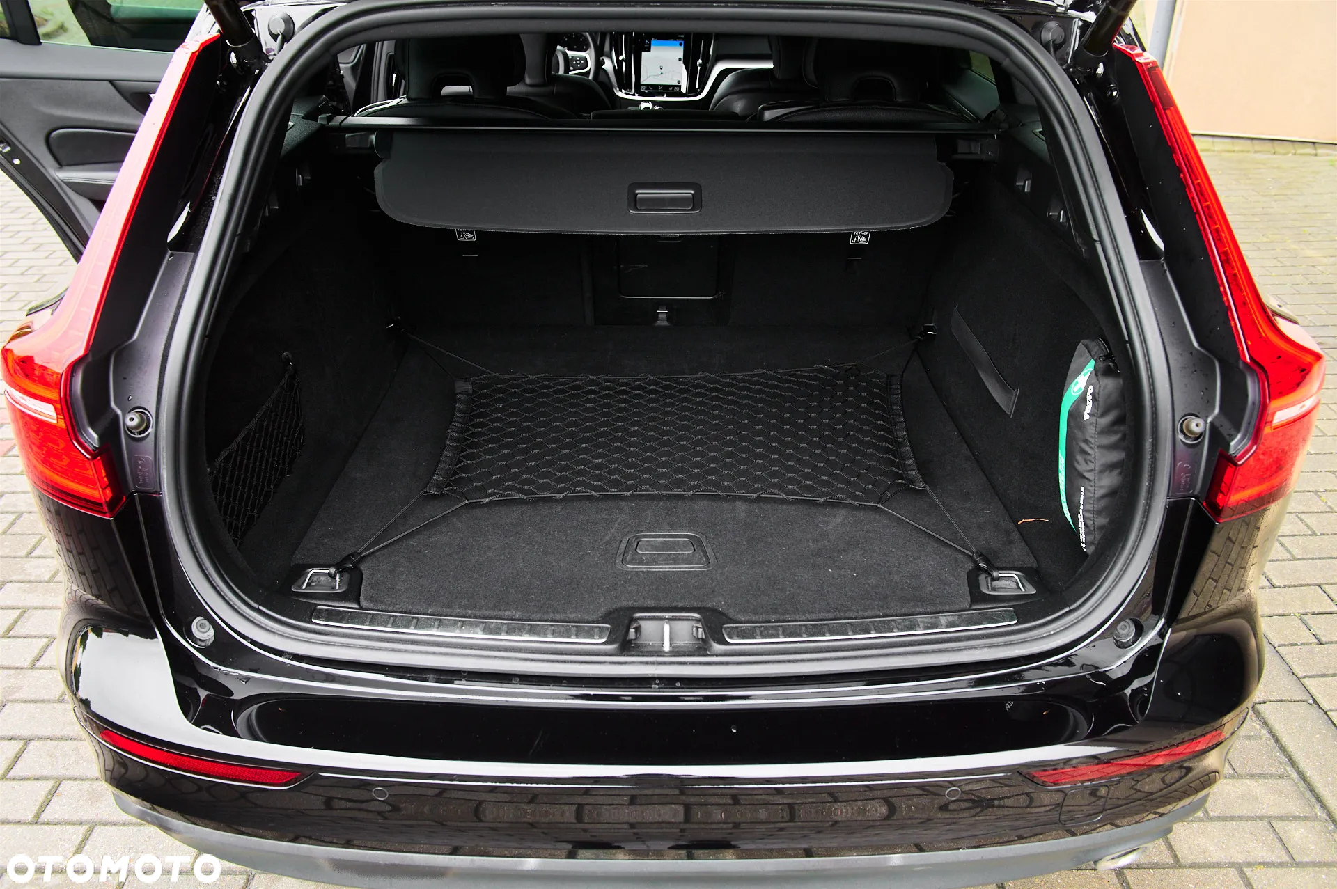 Volvo V60 D3 Momentum Pro - 22