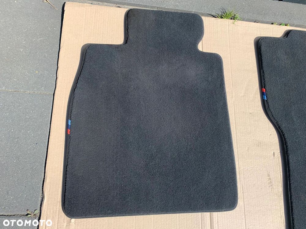 DYWANIKI WELUROWE M-PAKIET BMW 7 G70 KOMPLET 5A65EC8 9504394 - 2