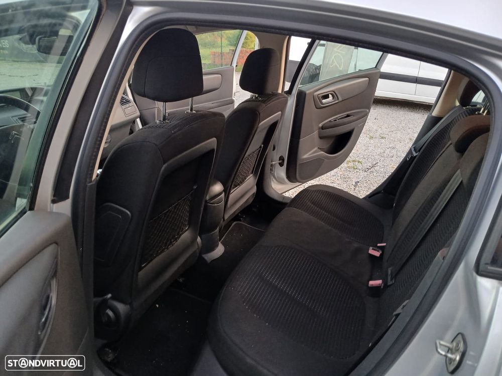 Citroën C4 1.6 HDi Business - 3