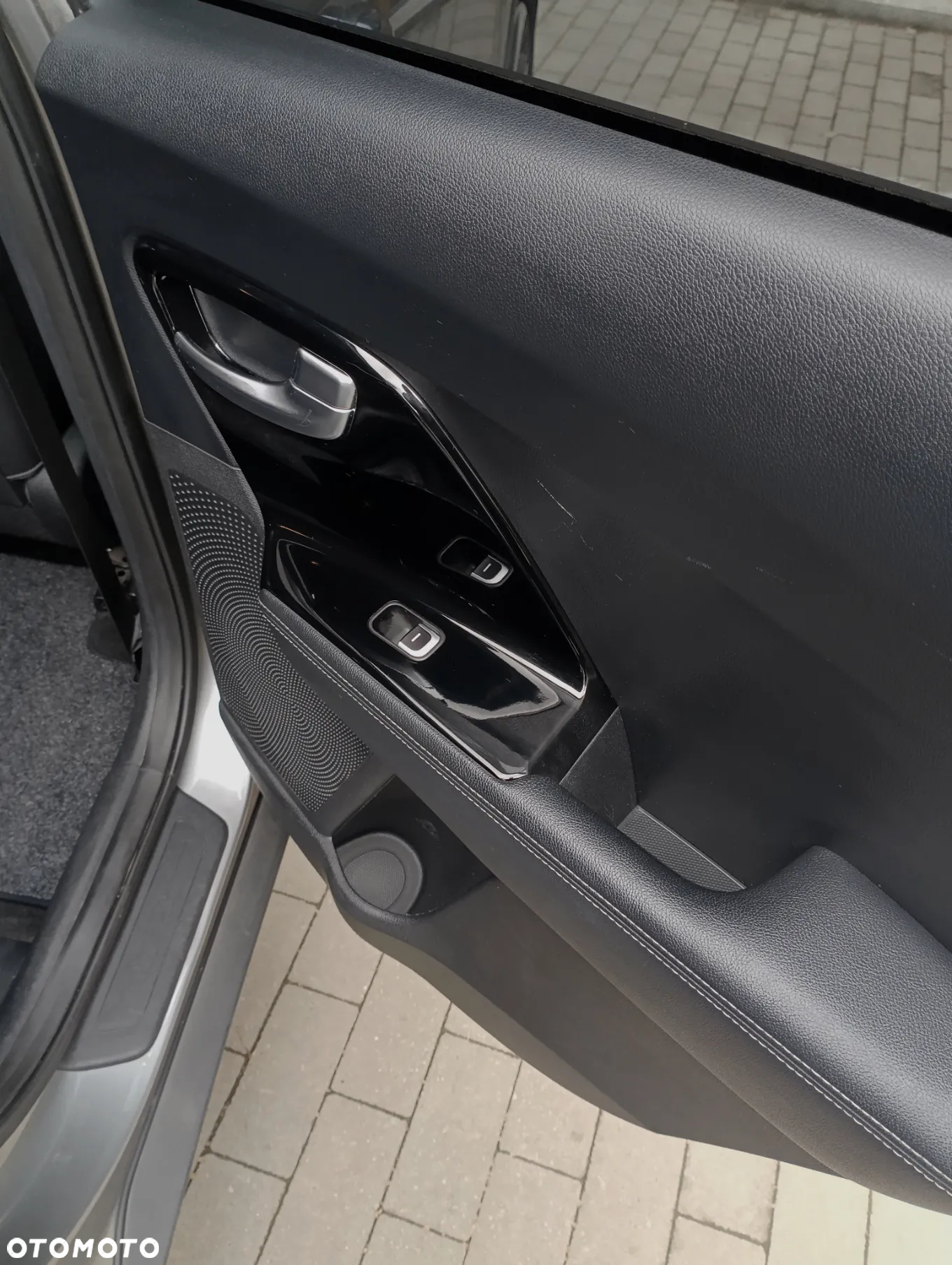 Kia Niro 1.6 GDI Hybrid L - 10