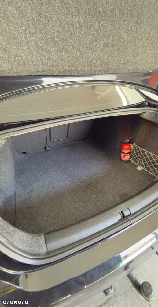 Volkswagen Jetta 1.6 TDI DPF Comfortline - 14