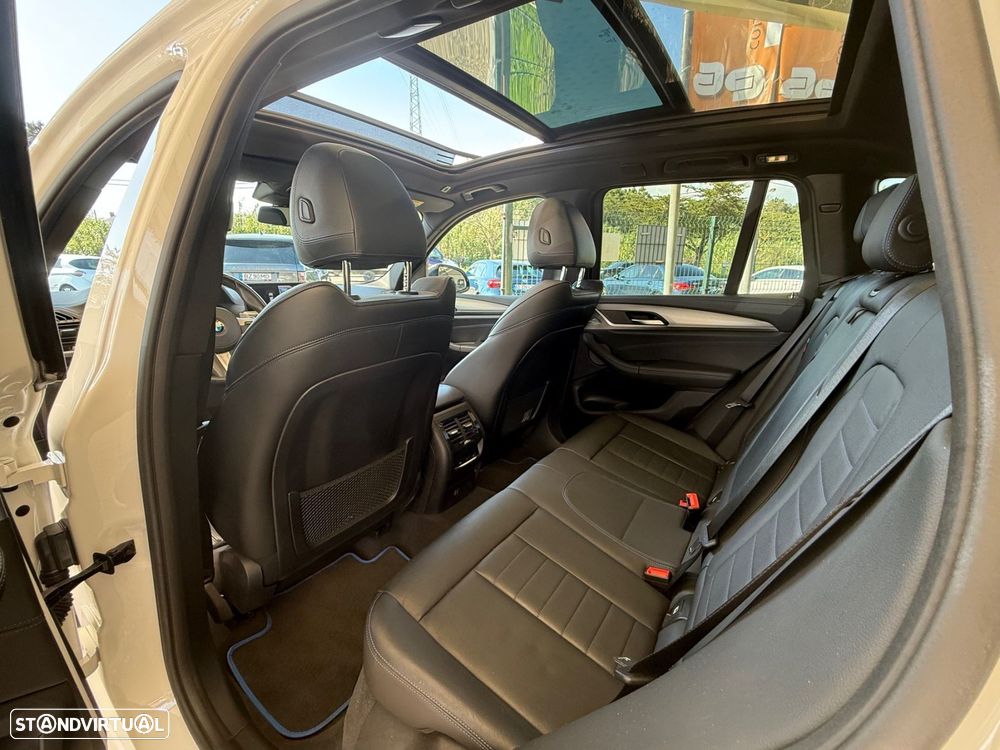 BMW X3 20 d xDrive Pack M - 38