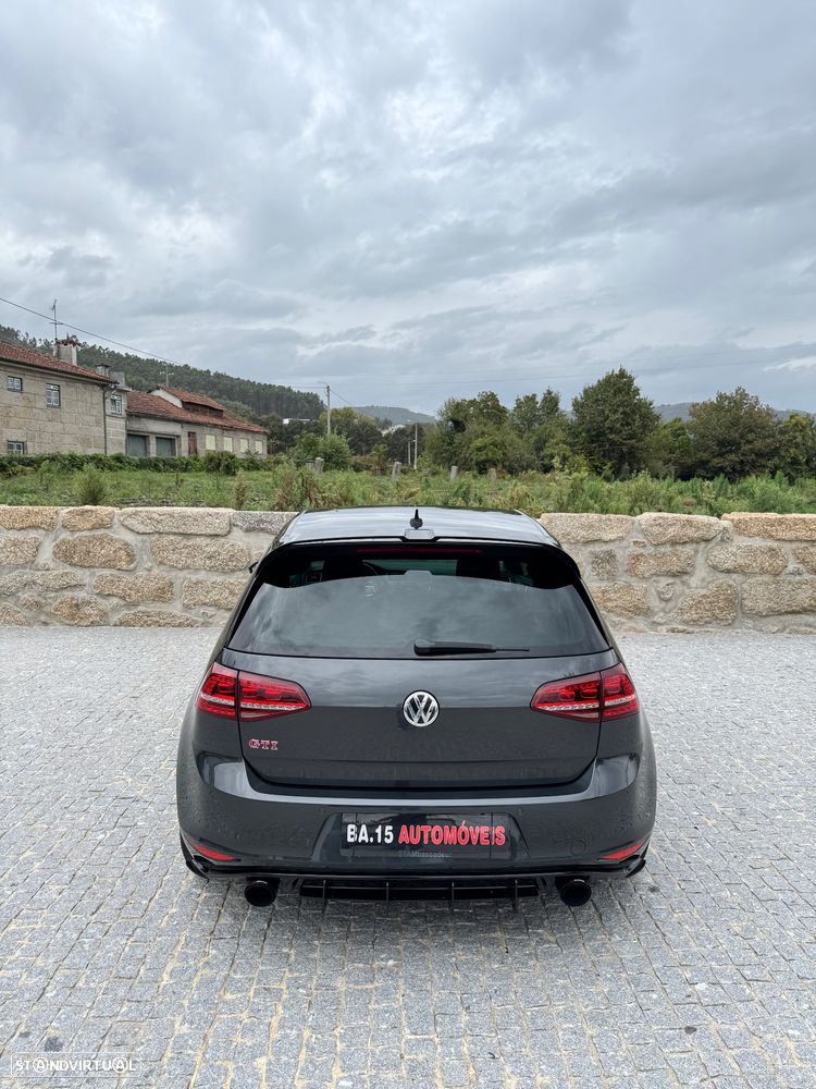 VW Golf 2.0 TSi GTi DSG - 5