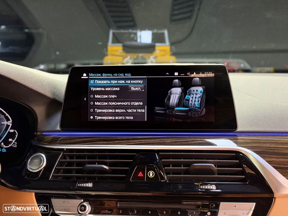 BMW 530 e iPerformance Line Luxury - 48