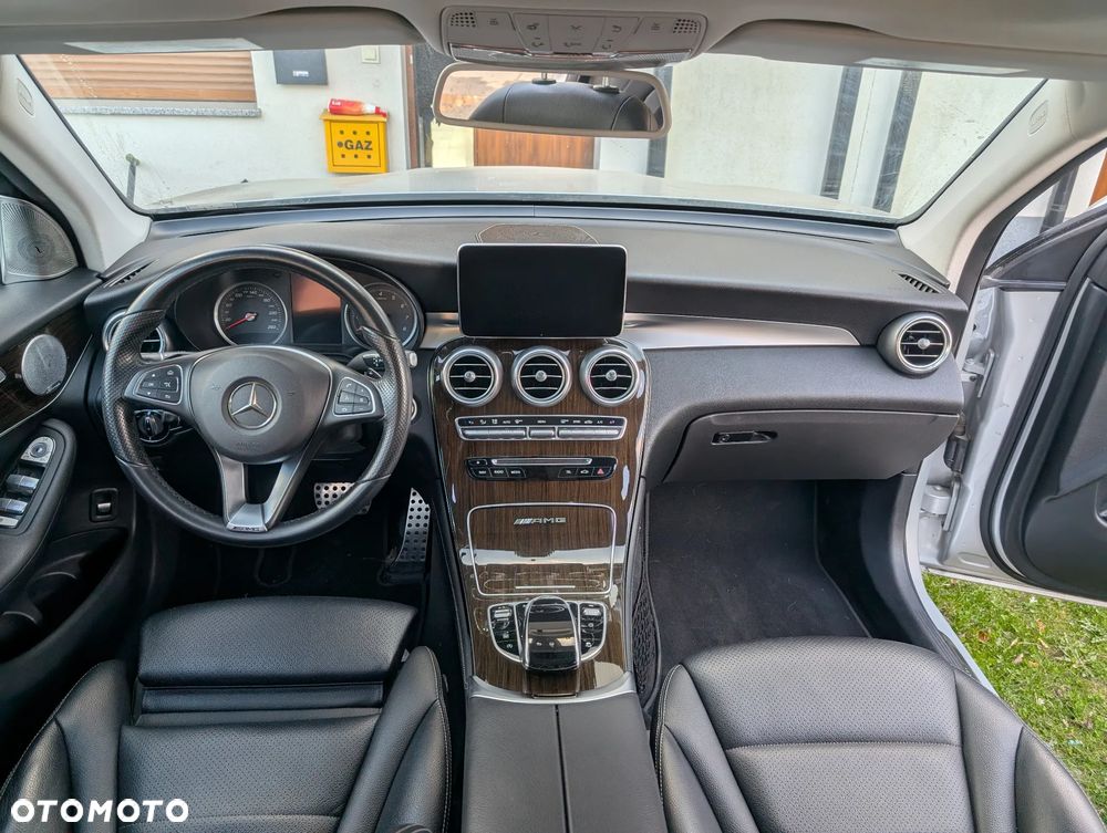 Mercedes-Benz GLC 300 4-Matic - 5