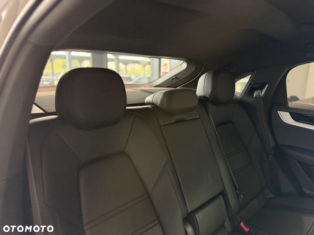 Porsche Cayenne S - 36