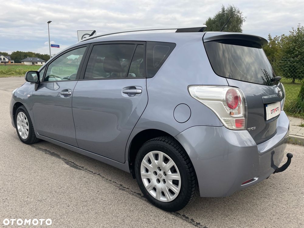 Toyota Verso 2.0 D-4D - 22