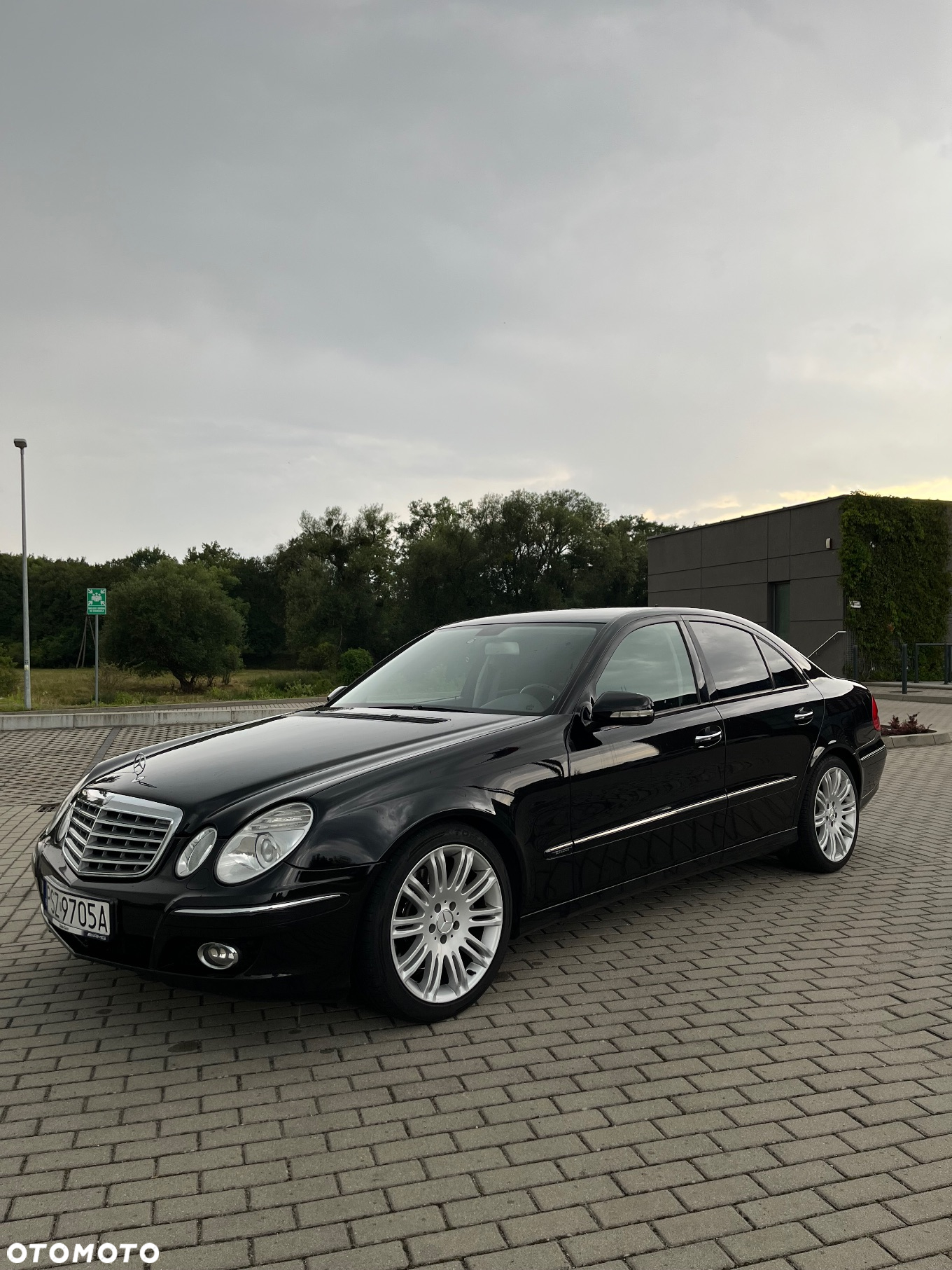 Mercedes-Benz Klasa E 200 T Kompressor Automatik Classic - 6