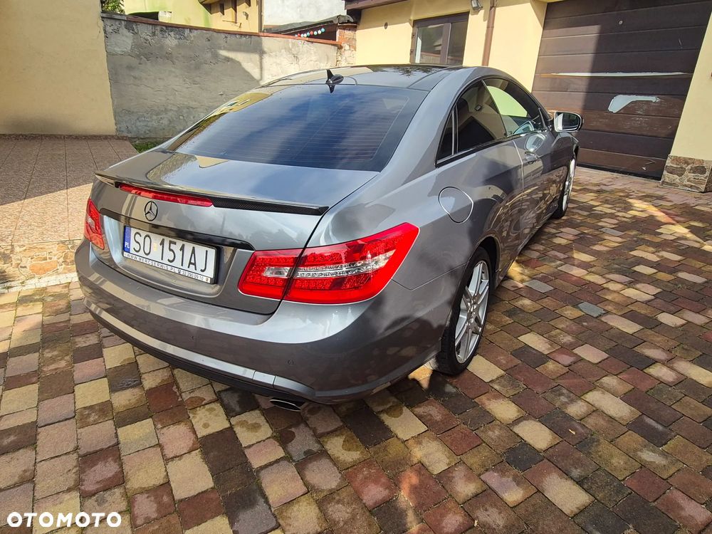 Mercedes-Benz Klasa E 350 CGI BlueEffICIENCY - 38
