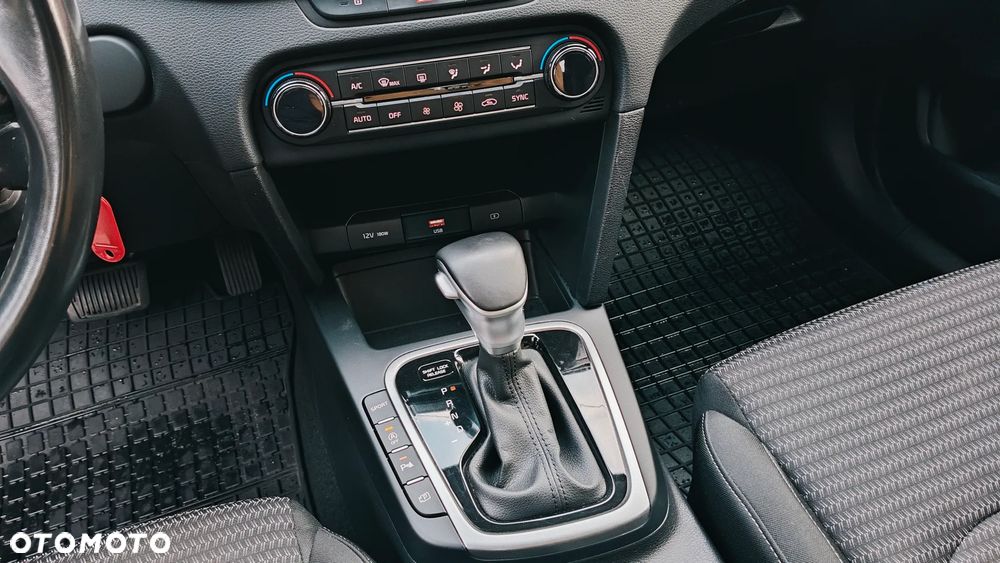 Kia Ceed 1.5 T-GDI L DCT - 26