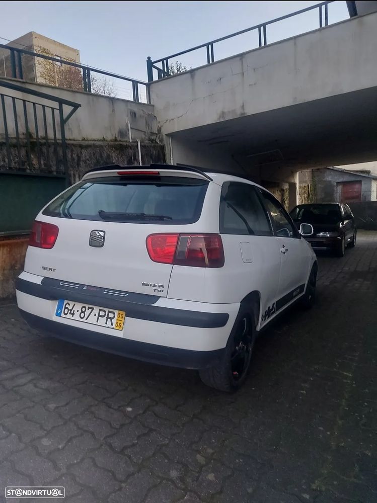 SEAT Ibiza 1.9 TDi Signo - 4