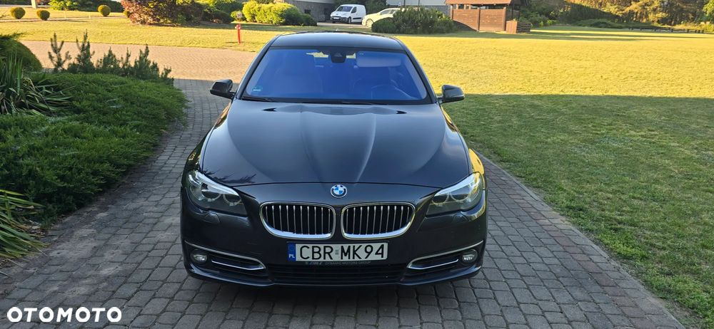 BMW Seria 5 520d xDrive Sport - 17