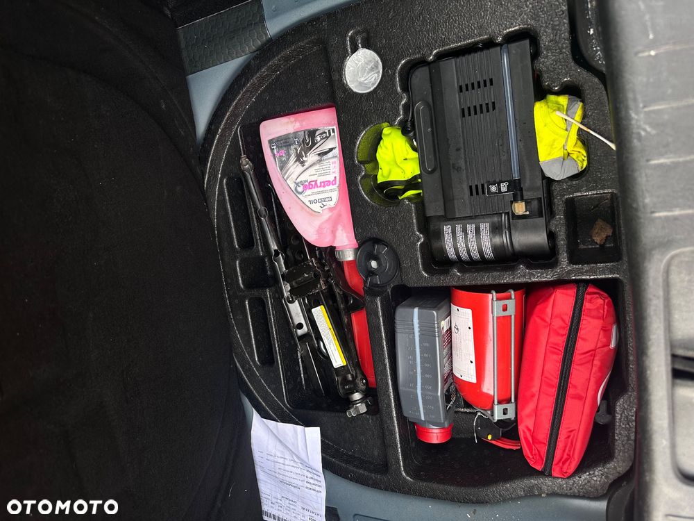 Fiat Tipo 1.6 MultiJet 16v Lounge - 24