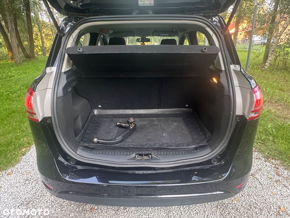 Ford B-MAX - 21