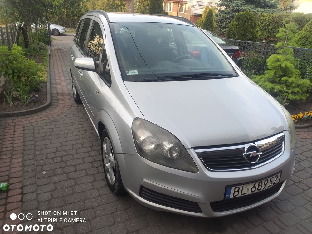 Opel Zafira - 3