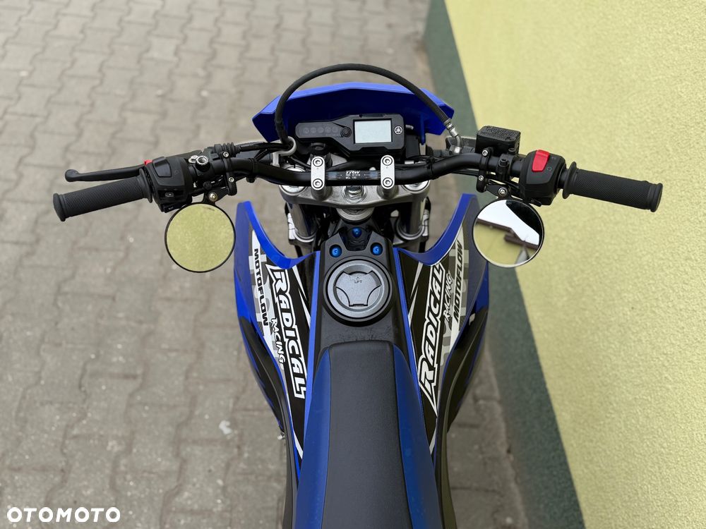 Yamaha WR - 32
