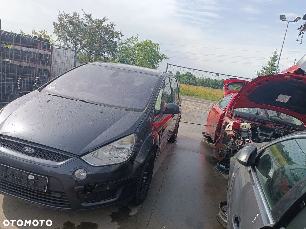 Ford S-Max z silnikiem 1.8 TDCI i skrzynią manualną 6 biegów