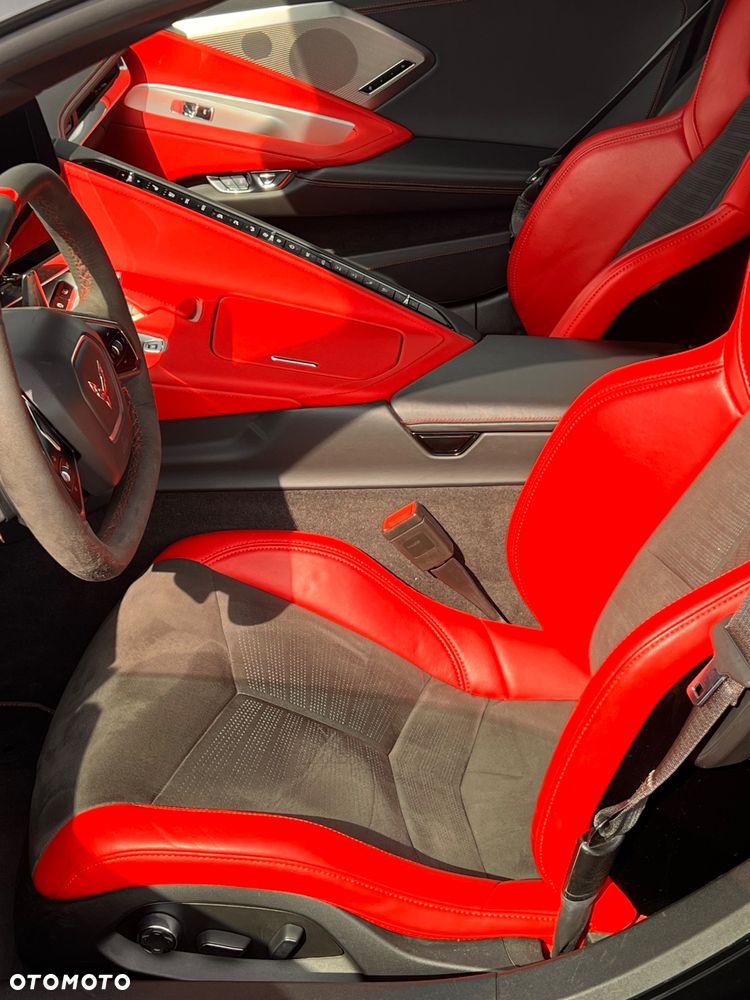 Chevrolet Corvette Stingray 2LT 6.2 V8 Automatik - 17