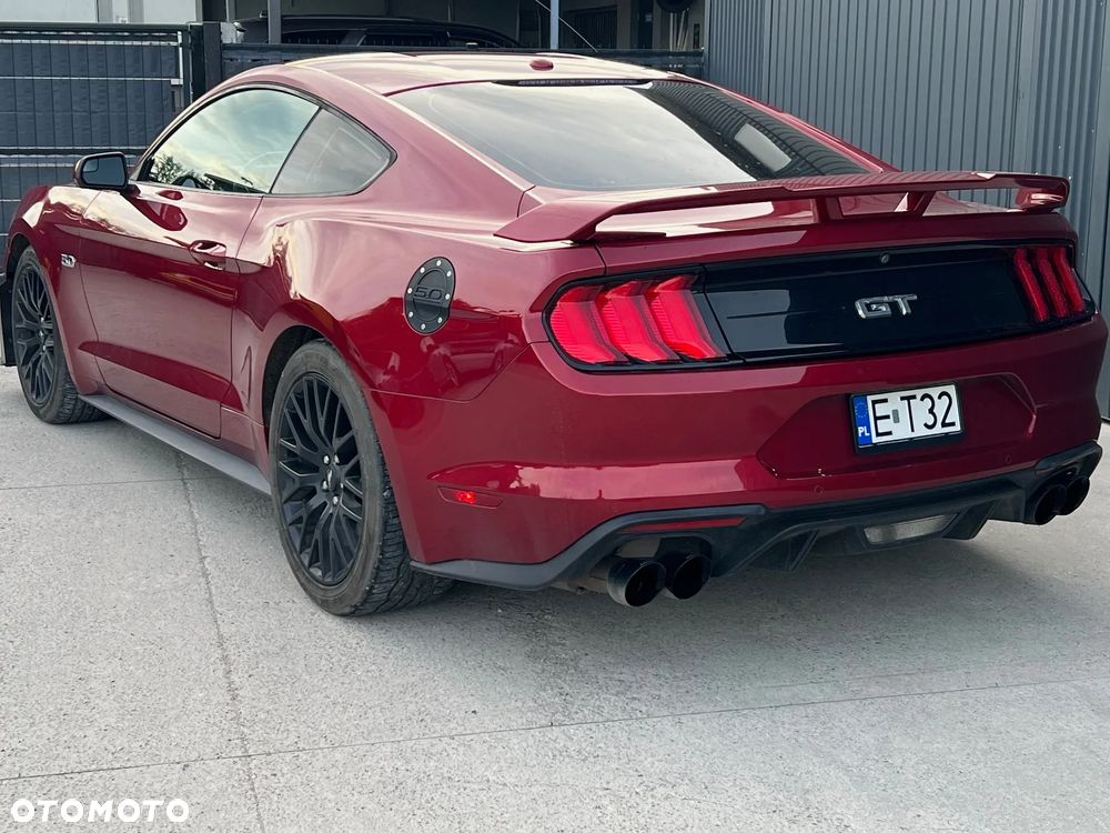 Ford Mustang - 7