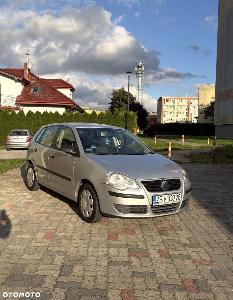 Volkswagen Polo - 1