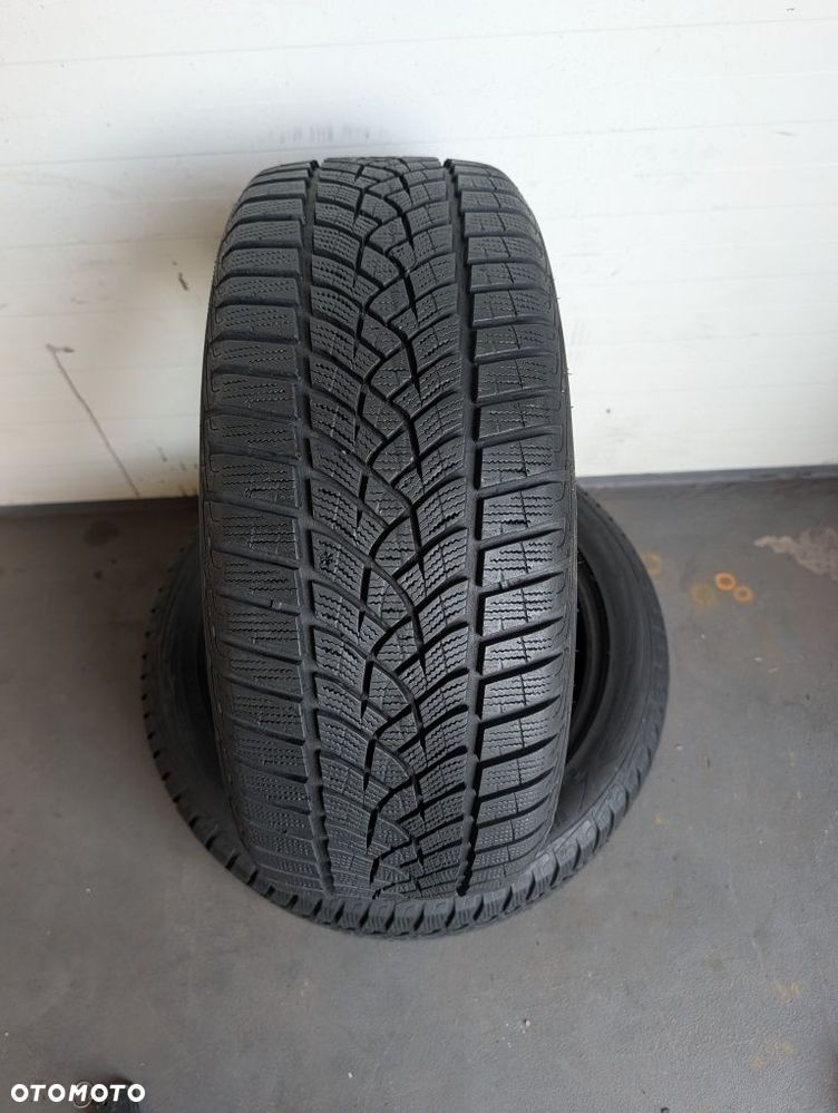 4x OPONY ZIMOWE Goodyear Ultra Grip Performance 215/50/17 95V