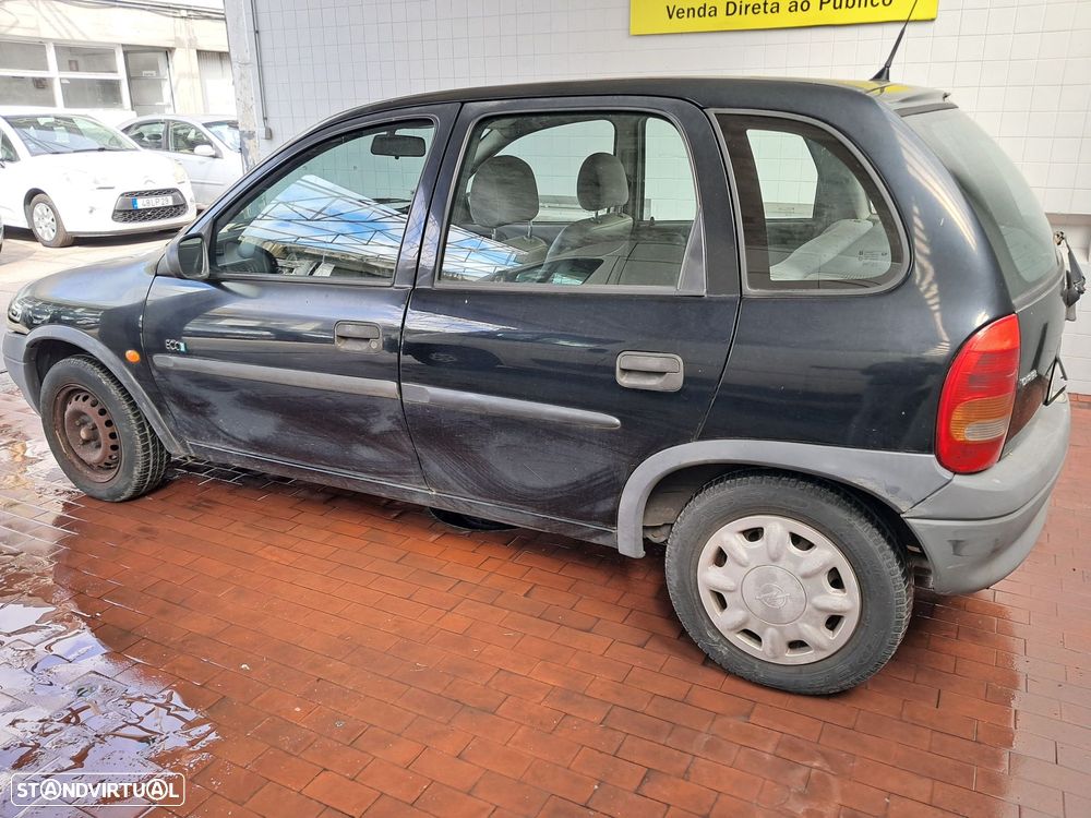 Opel Corsa 1.0 - 11