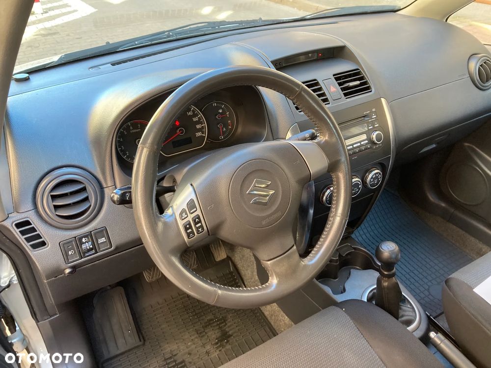 Suzuki SX4 - 6