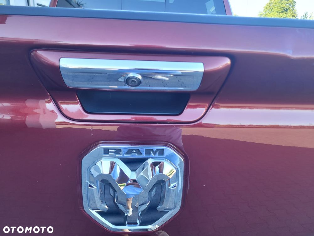 RAM 1500 - 16