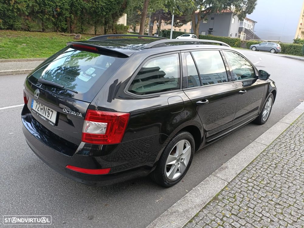 Skoda Octavia Break 1.6 TDi Ambition - 4