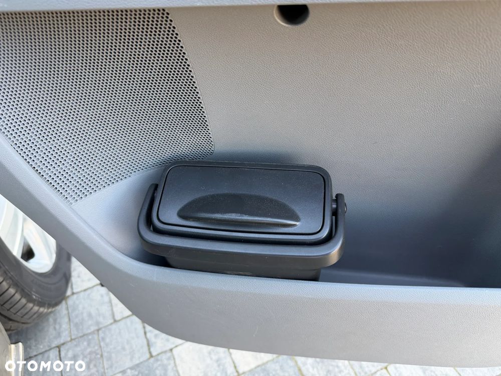 Volkswagen California - 14
