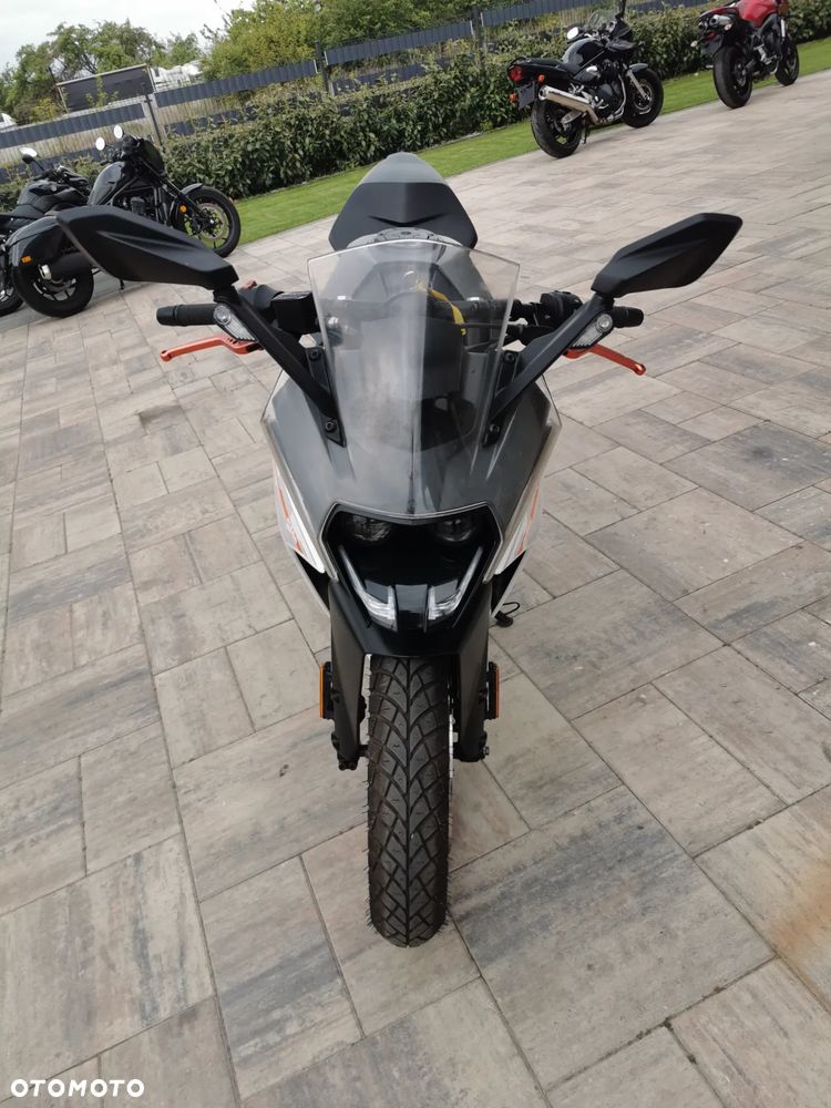 KTM RC 390 - 25