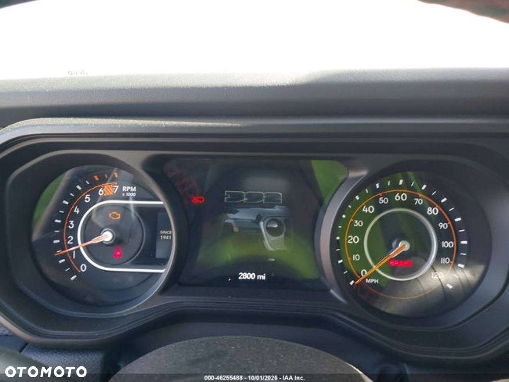 Jeep Wrangler - 12