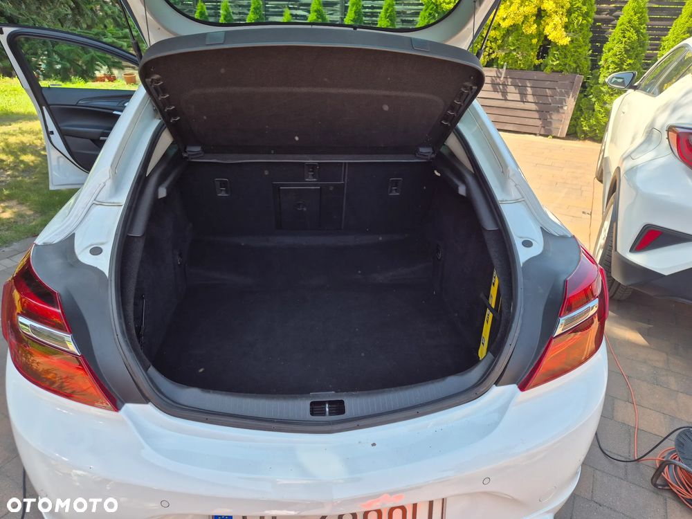 Opel Insignia 1.6 CDTI Cosmo - 10