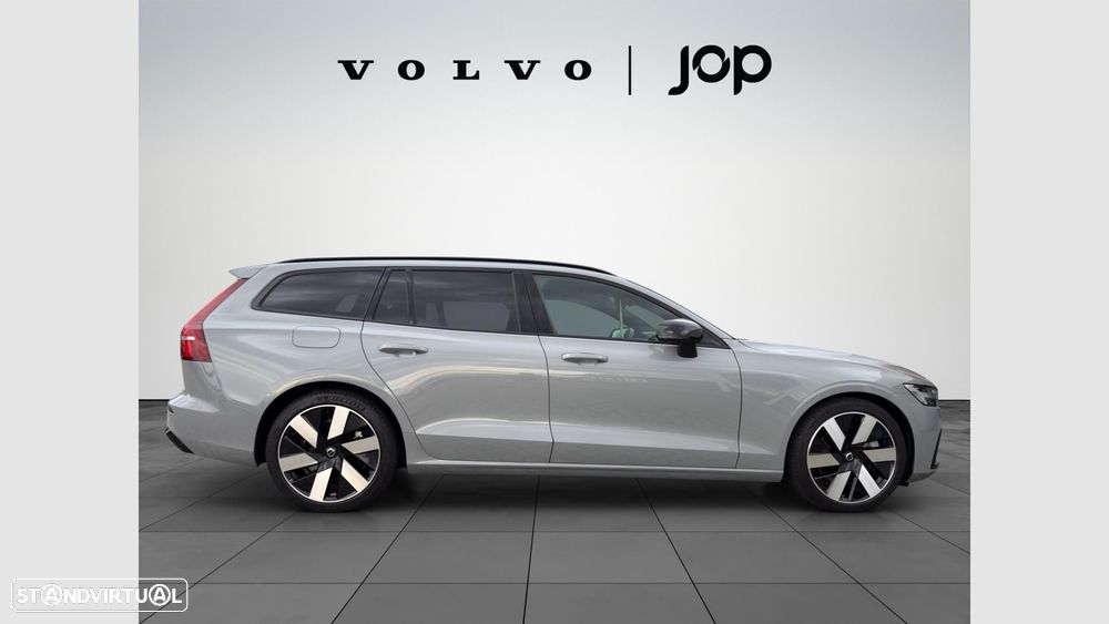Volvo V60 2.0 T6 AWD TE Plus Dark - 6