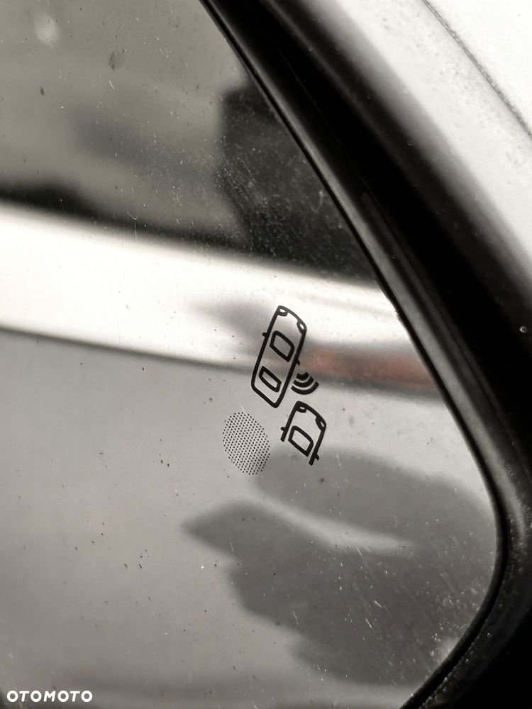 Peugeot 508 PureTech 180 EAT8 Allure - 32