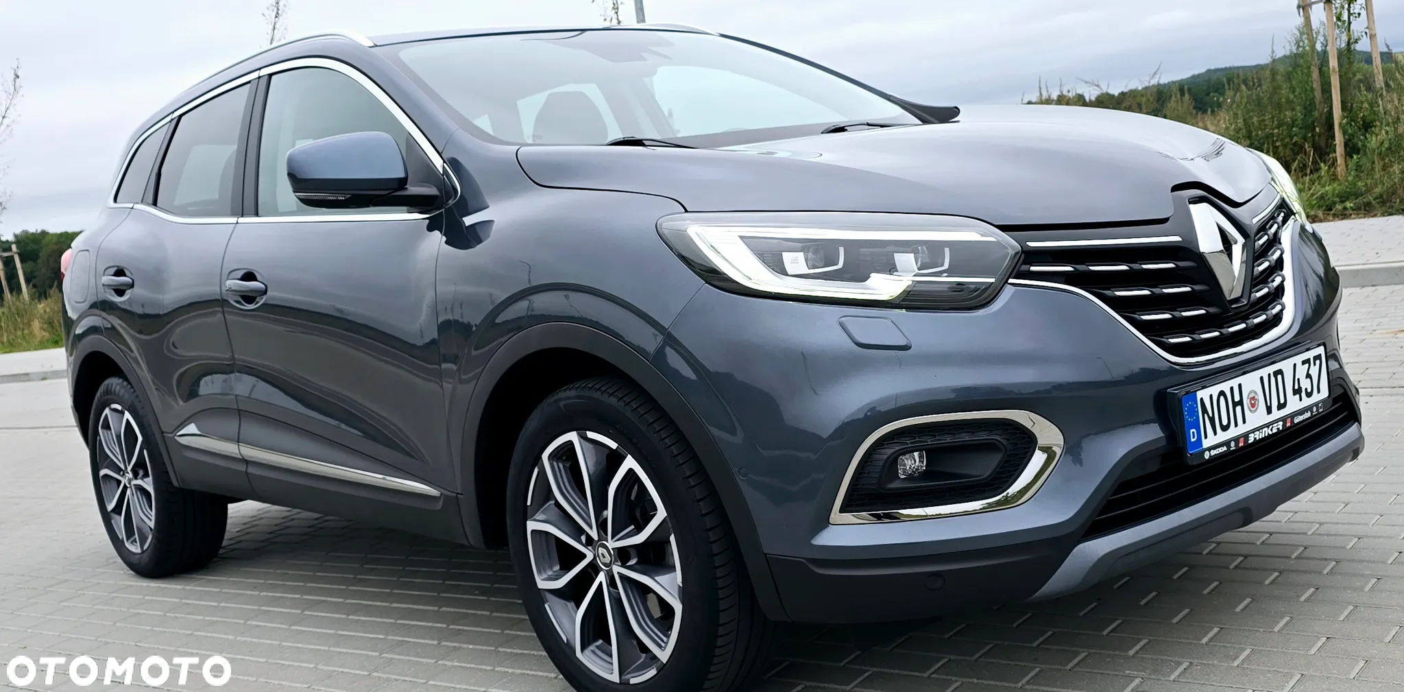 Renault Kadjar TCe 160 EDC GPF mit Deluxe Paket LIMITED - 3