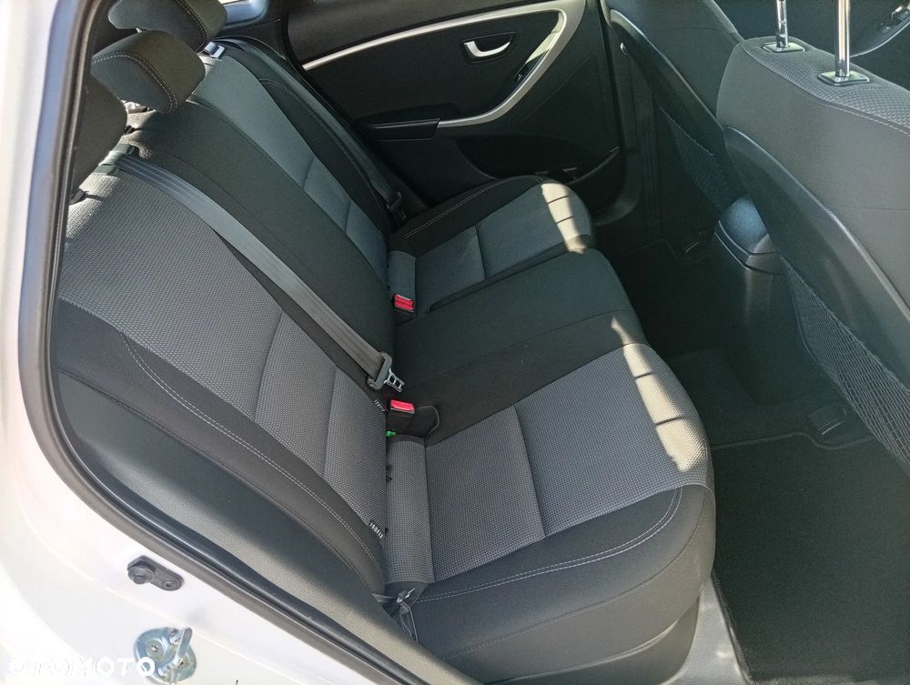 Hyundai i30 1.4 Blue Comfort - 34