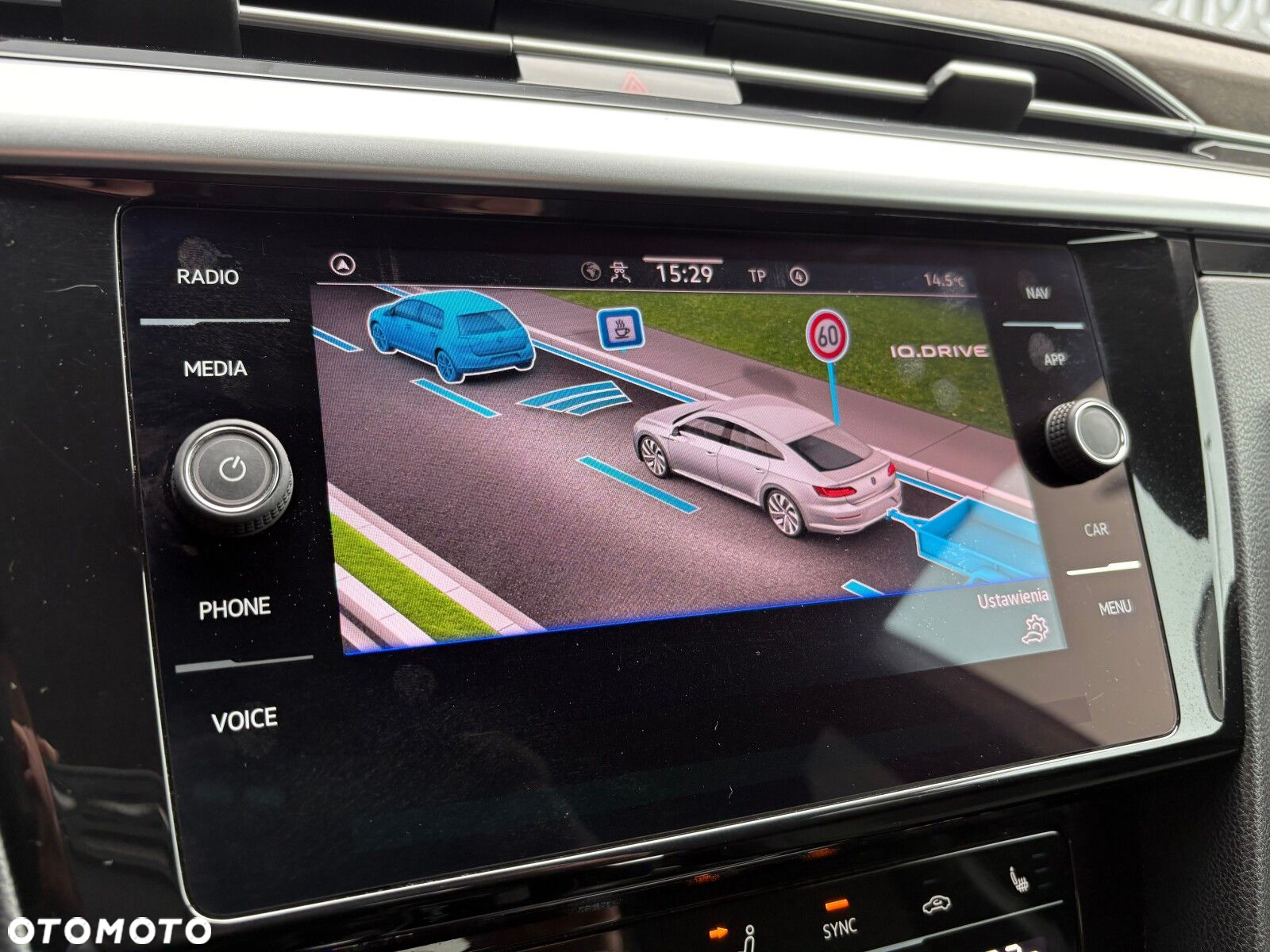 Volkswagen Arteon 2.0 TDI Elegance DSG - 34