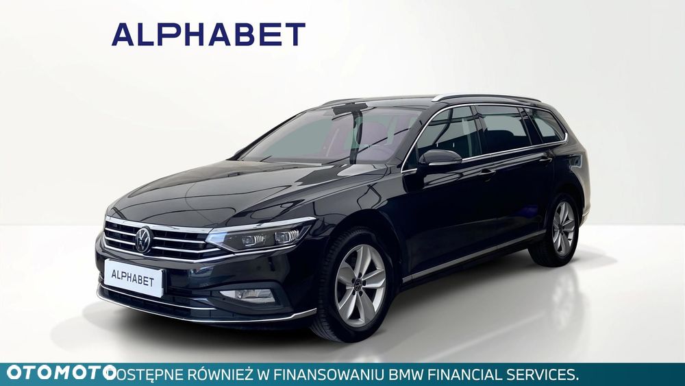 Volkswagen Passat - 1
