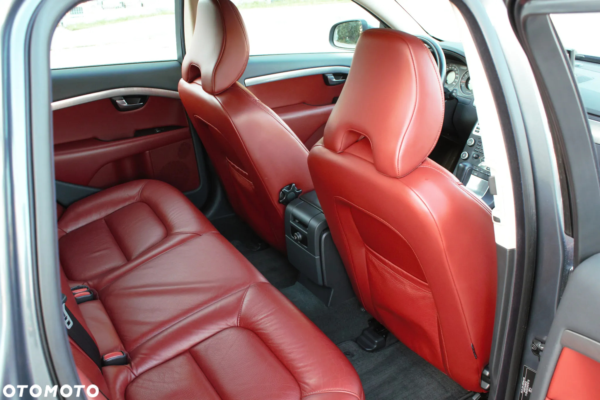 Volvo V70 2.5T Kinetic - 17