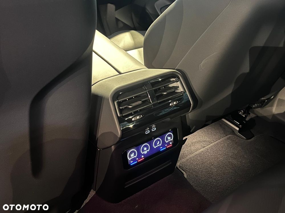 BMW M5 PHEV - 27