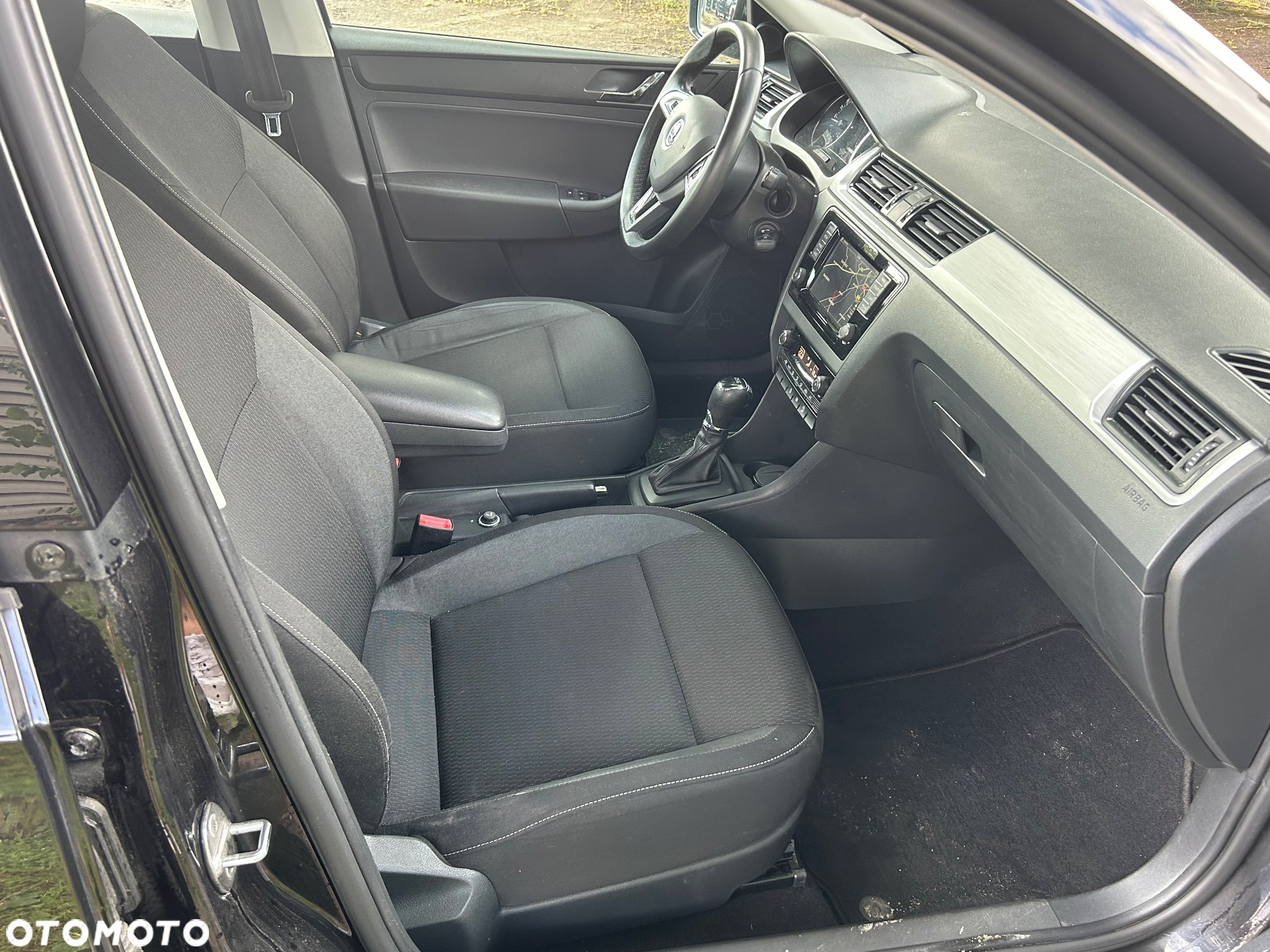 Skoda RAPID 1.4 TDI DPF Joy DSG - 8