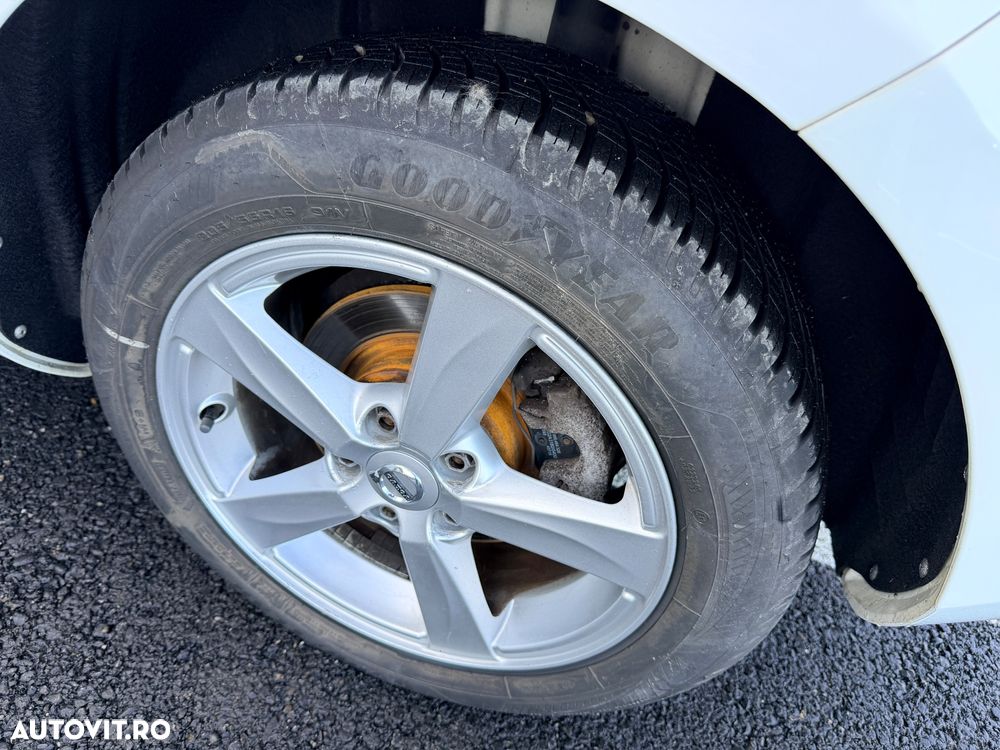 Volvo V40 D2 DRIVe Kinetic - 14