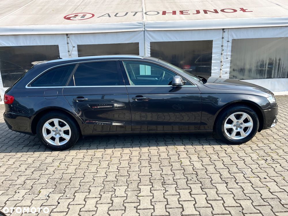 Audi A4 Avant 2.0 TDI DPF Attraction - 13