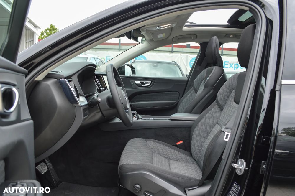 Volvo XC 60 T6 AWD Ultra Black Edition - 16