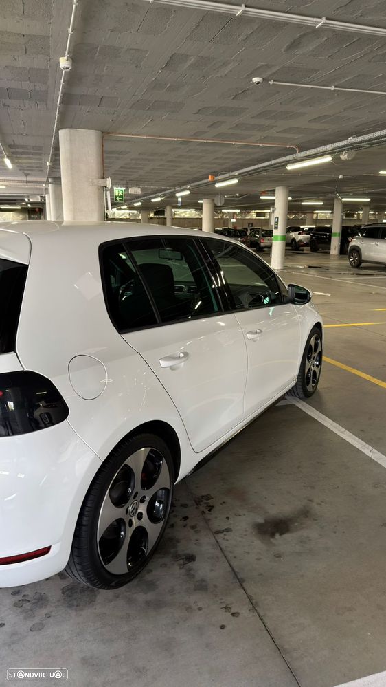 VW Golf 2.0 GTI - 6