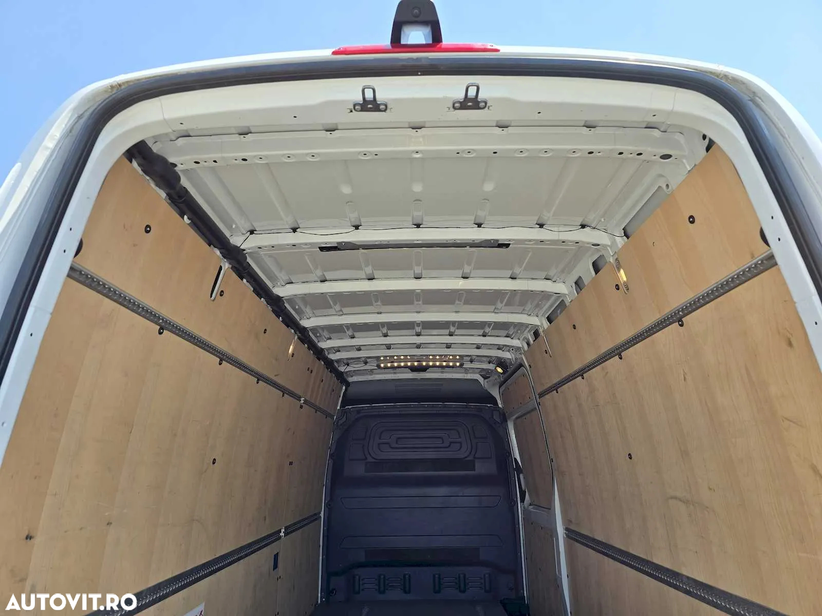 Mercedes-Benz Sprinter 315 Lung 6 paleti. 2022. - 30