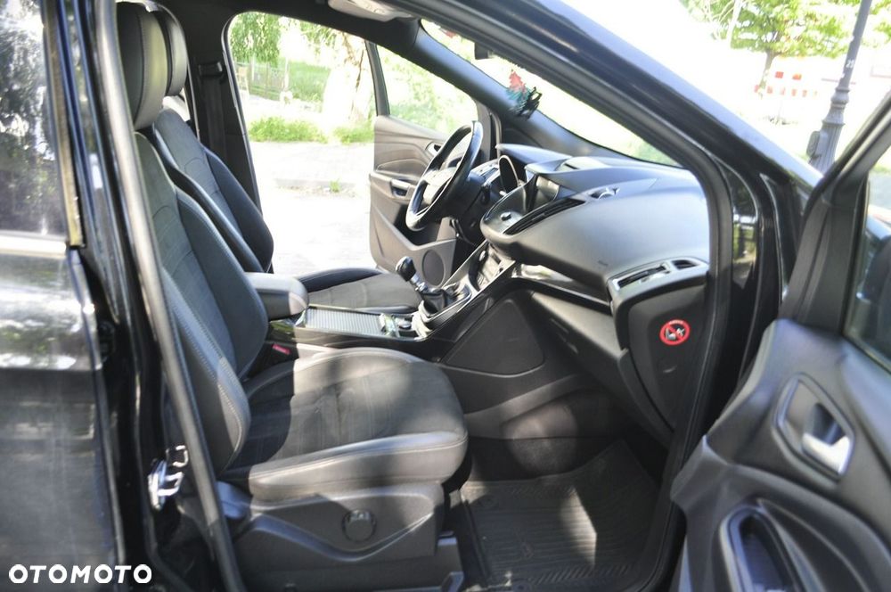 Ford Kuga 1.5 EcoBoost FWD ST-Line Black ASS MMT6 - 17