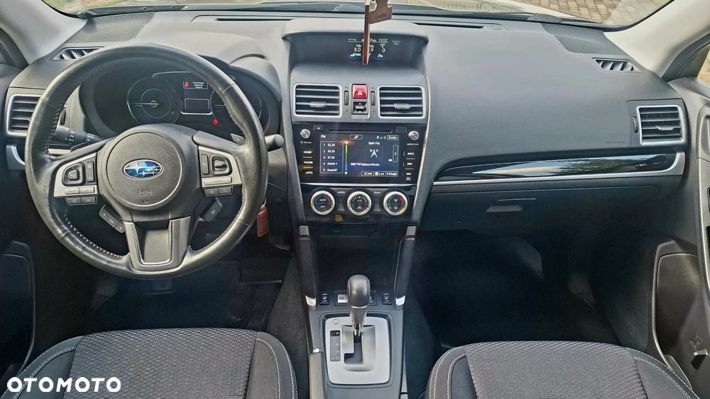 Subaru Forester 2.0i Exclusive Lineartronic EU6 - 8
