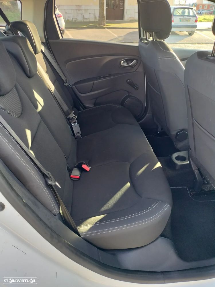 Renault Clio Break 1.2 TCE Dynamique S - 11